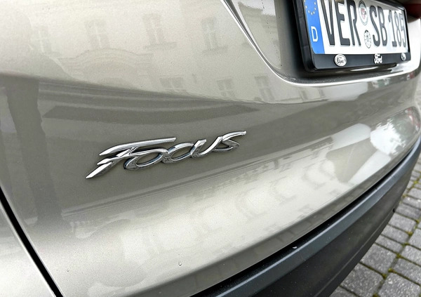 Ford Focus cena 35900 przebieg: 188000, rok produkcji 2016 z Swarzędz małe 667